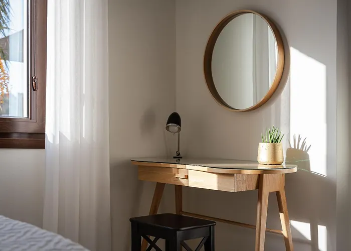 Aniv By The Sea Кинион