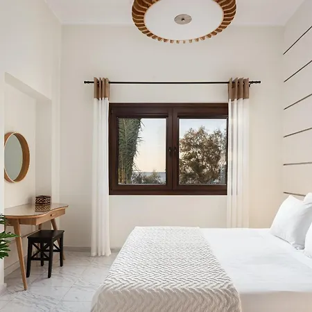 Aniv By The Sea Villa *