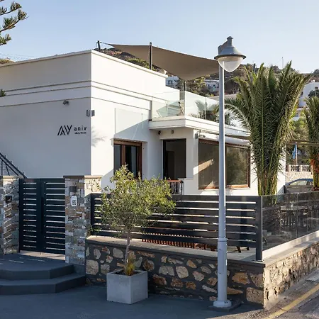 Villa Aniv By The Sea