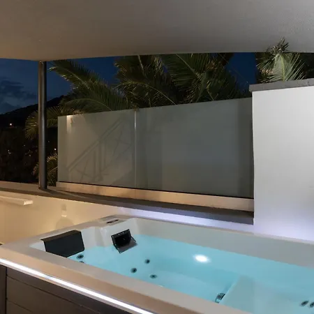 Aniv By The Sea Villa