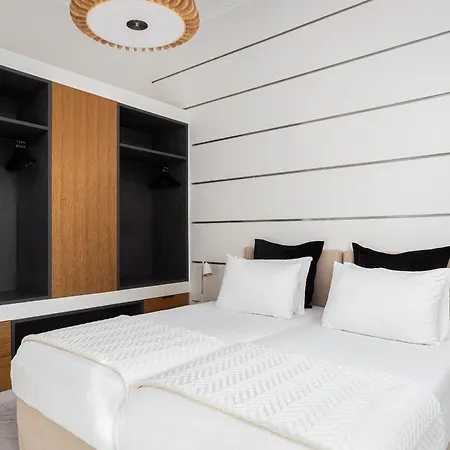 Aniv By The Sea Villa Kini