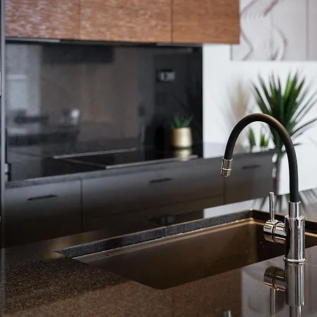 Villa Aniv By The Sea *