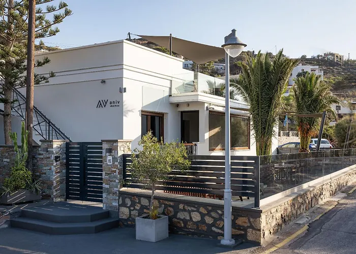 Villa Aniv By The Sea