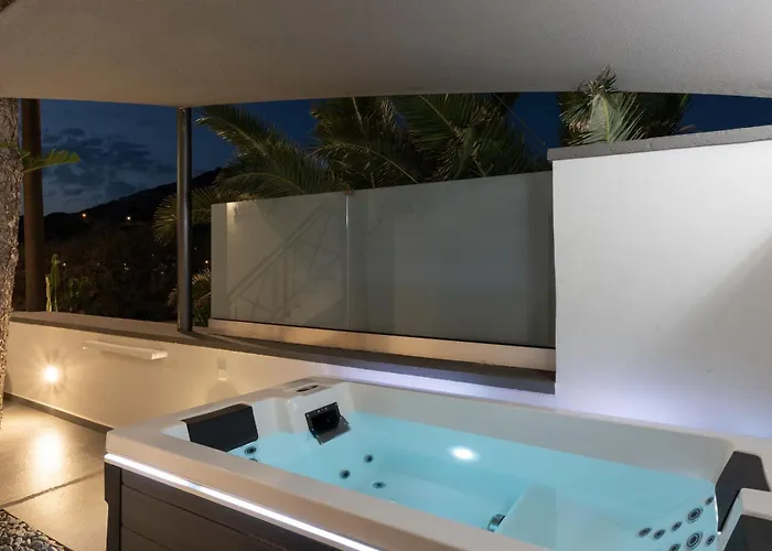 Aniv By The Sea Villa